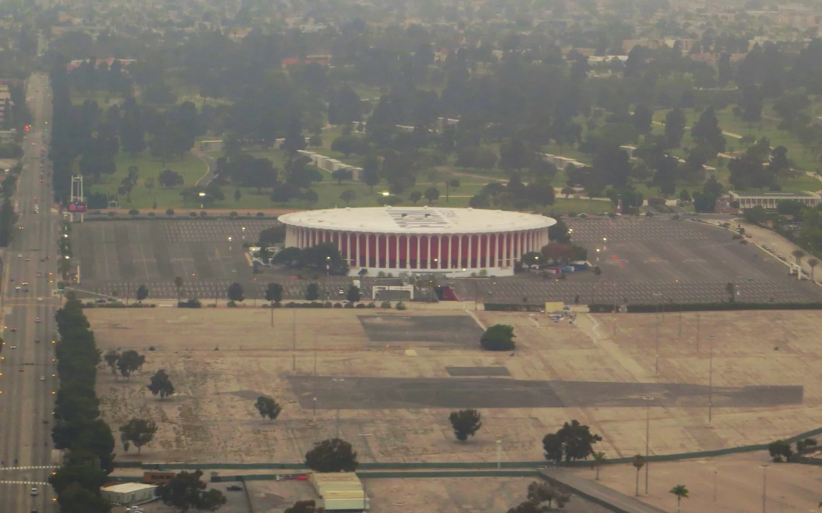 Exterior view of The Forum (now Kia Forum) in Inglewood, a historic music and entertainment venue